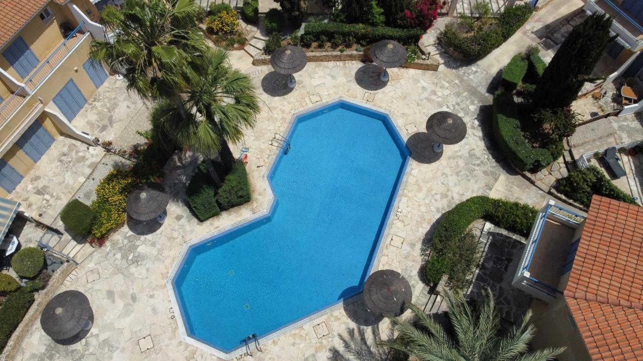 Regina Gardens Lovely Apartment بافوس المظهر الخارجي الصورة