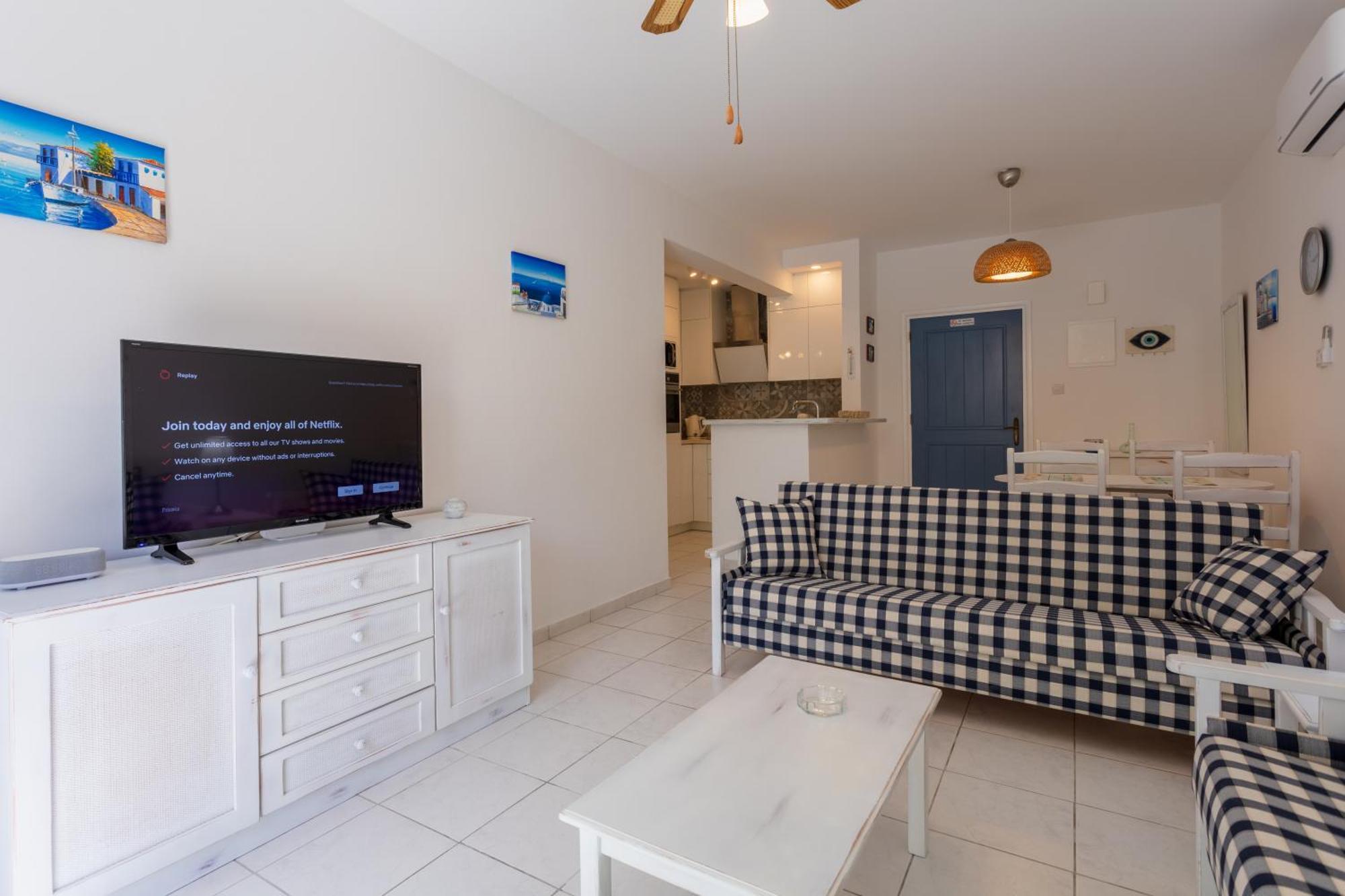 Regina Gardens Lovely Apartment بافوس المظهر الخارجي الصورة
