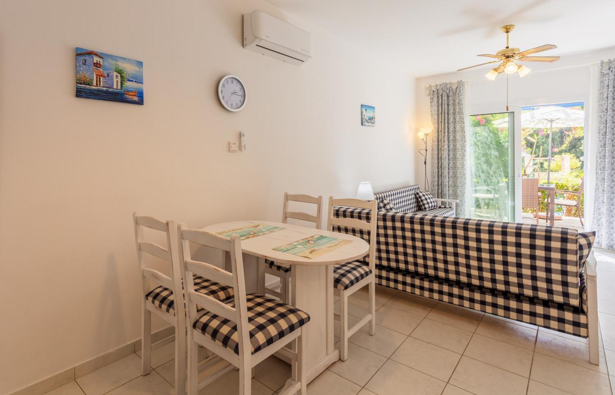 Regina Gardens Lovely Apartment بافوس المظهر الخارجي الصورة