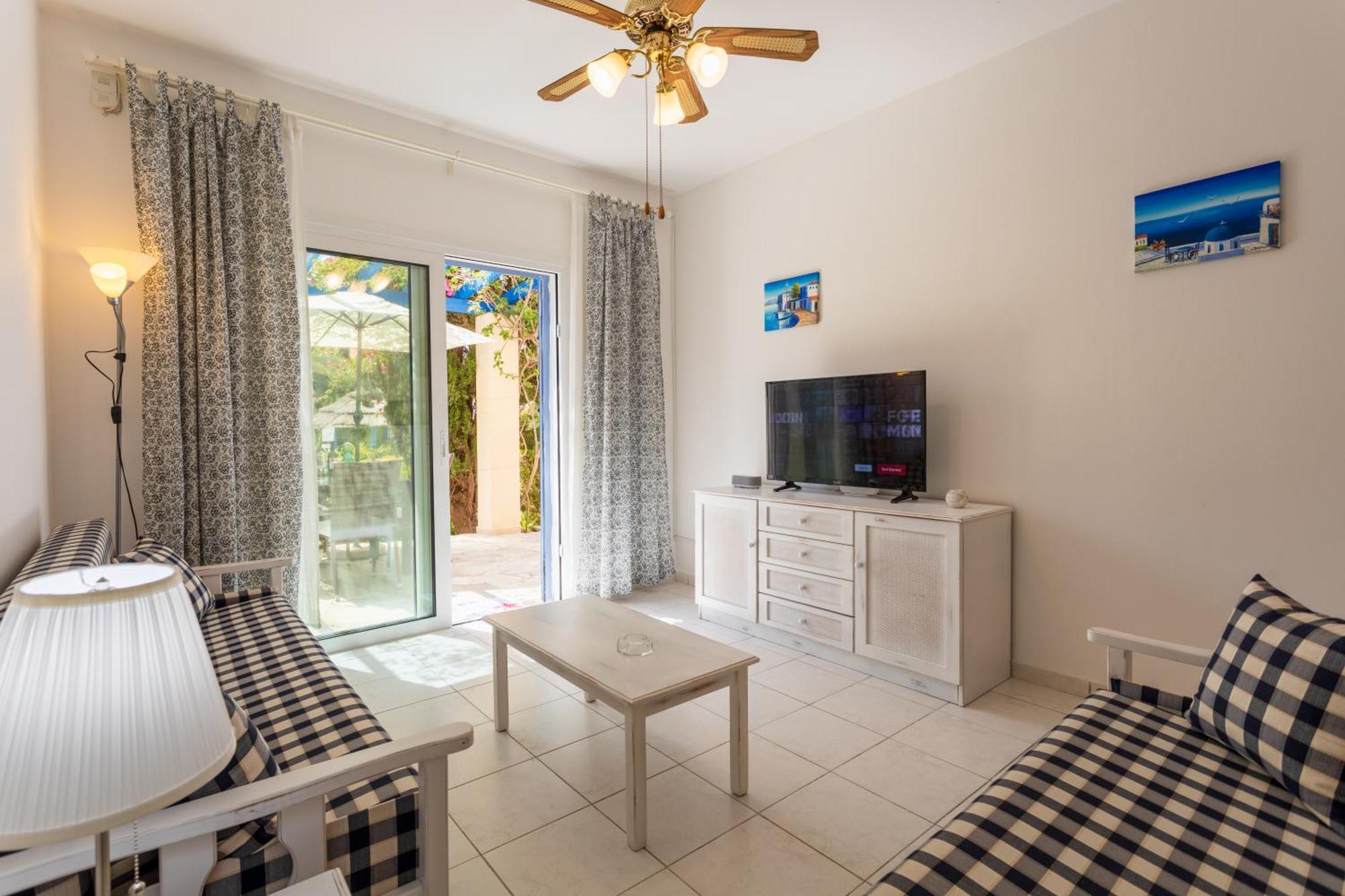 Regina Gardens Lovely Apartment بافوس المظهر الخارجي الصورة